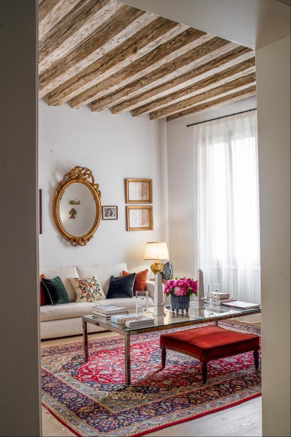 Miracoli Apartment With View On The Canal R&R Βενετία Εξωτερικό φωτογραφία
