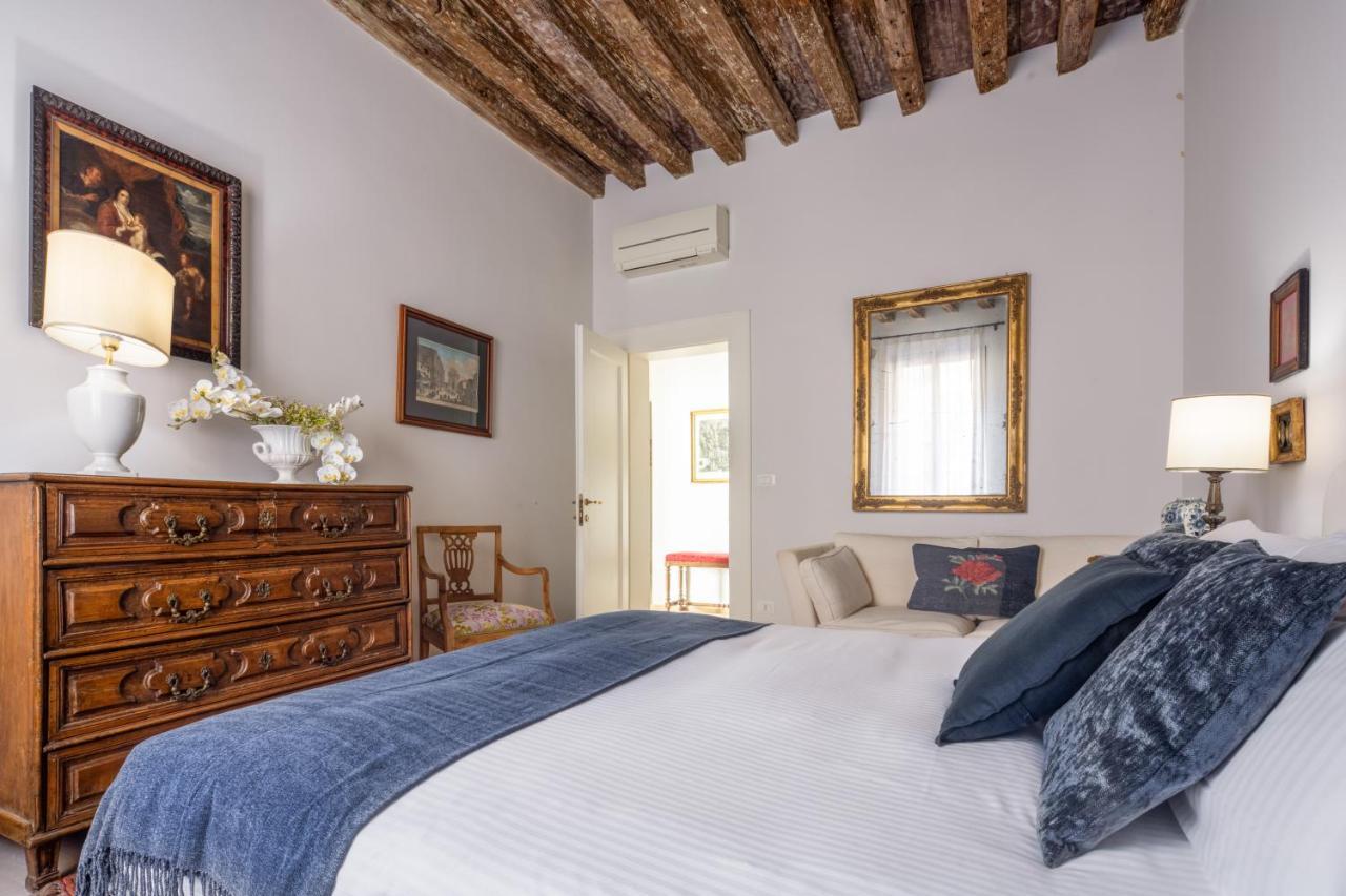 Miracoli Apartment With View On The Canal R&R Βενετία Εξωτερικό φωτογραφία