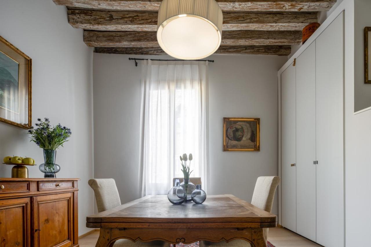 Miracoli Apartment With View On The Canal R&R Βενετία Εξωτερικό φωτογραφία