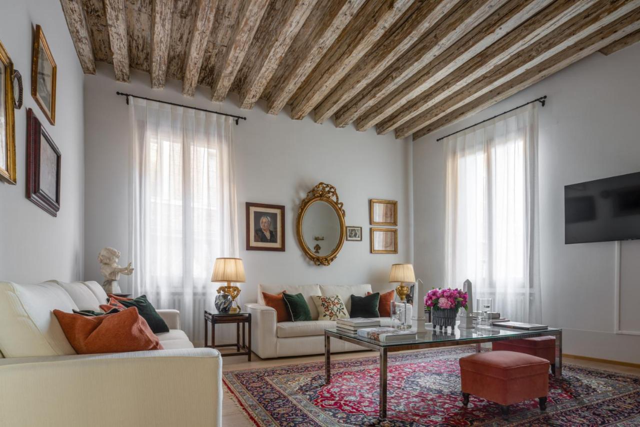 Miracoli Apartment With View On The Canal R&R Βενετία Εξωτερικό φωτογραφία