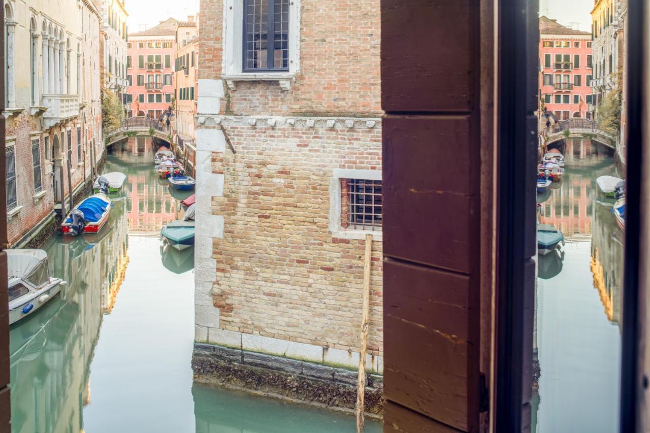 Miracoli Apartment With View On The Canal R&R Βενετία Εξωτερικό φωτογραφία