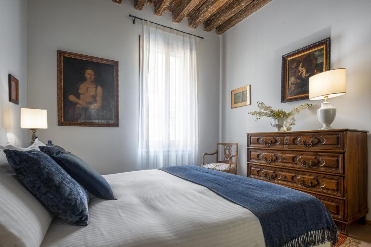 Miracoli Apartment With View On The Canal R&R Βενετία Εξωτερικό φωτογραφία